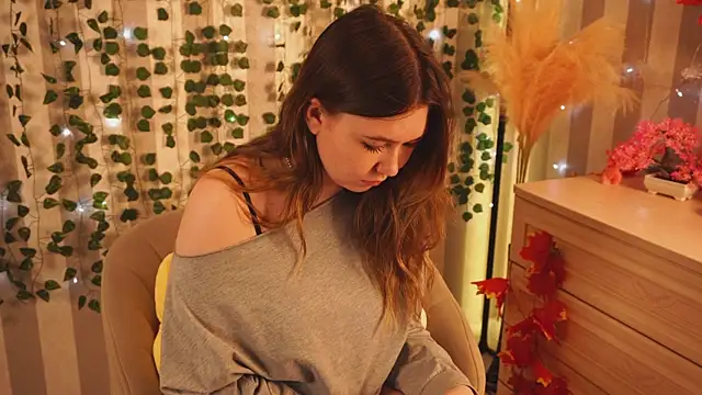 Snapshot of cheeky_cherry_ chatting on November 13, 2025, 3:49 pm cheeky cherry online show from November 13, 2025, 3:49 pm