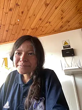 ninffa 18 online show from November 13, 2025, 7:29 pm