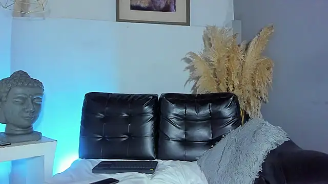 Snapshot of ZeusBrant chatting on March 17, 2026, 1:03 pm ZeusBrant online show from March 17, 2026, 1:03 pm