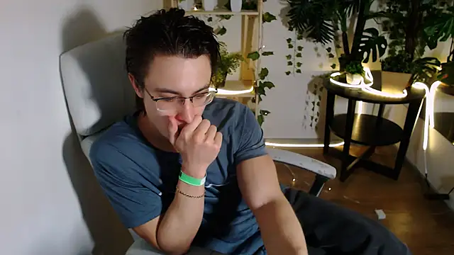 JacobBrat online show from November 22, 2025, 8:08 pm