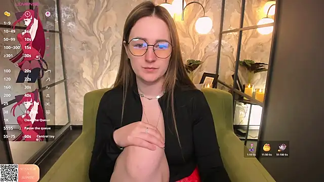 EmmaBloomm online show from June 21, 2026, 6:30 am