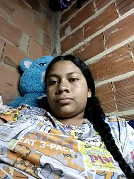 Snapshot of Sweet_Milk03 chatting on November 23, 2025, 6:34 am Sweet Milk03 online show from November 23, 2025, 6:34 am