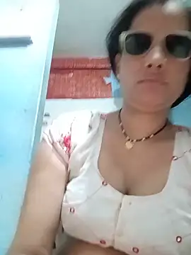 beutiful hot online show from June 9, 2026, 6:20 pm