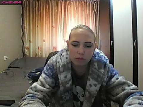 JenniDeep online show from April 30, 2026, 5:58 am