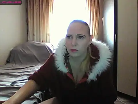 Snapshot of JenniDeep chatting on February 13, 2026, 9:09 am JenniDeep online show from February 13, 2026, 9:09 am