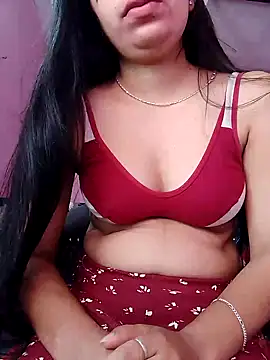 Snapshot of isha_sharma2002 chatting on November 18, 2025, 3:21 am isha sharma2002 online show from November 18, 2025, 3:21 am