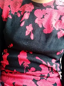 Snapshot of isha_sharma2002 chatting on November 27, 2025, 4:57 am isha sharma2002 online show from November 27, 2025, 4:57 am