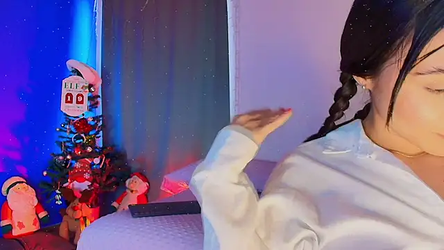 lizzy kane online show from December 22, 2025, 8:09 pm