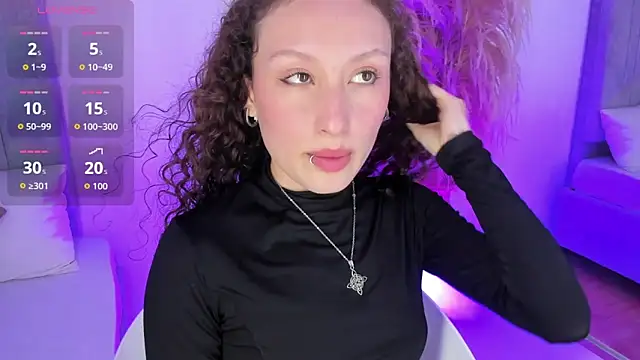 Martina 077 online show from May 11, 2026, 8:17 pm