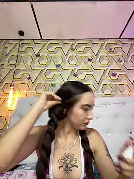 Snapshot of MelanyyJhonson15 chatting on June 11, 2026, 12:32 am MelanyyJhonson15 online show from June 11, 2026, 12:32 am