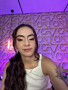 Snapshot of MelanyyJhonson15 chatting on July 1, 2026, 8:31 pm MelanyyJhonson15 online show from July 1, 2026, 8:31 pm
