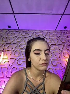 Snapshot of MelanyyJhonson15 chatting on July 17, 2026, 8:28 pm MelanyyJhonson15 online show from July 17, 2026, 8:28 pm