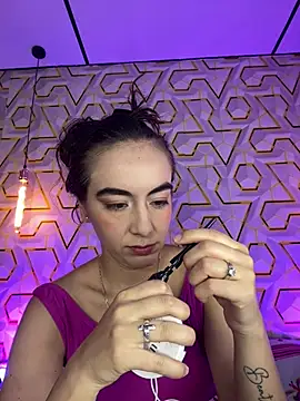 Snapshot of MelanyyJhonson15 chatting on August 2, 2026, 9:01 pm MelanyyJhonson15 online show from August 2, 2026, 9:01 pm