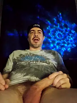 Snapshot of wilburydeznutz chatting on March 19, 2026, 12:43 am wilburydeznutz online show from March 19, 2026, 12:43 am