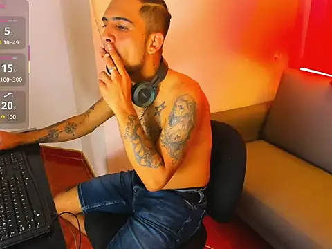 Zotum black online show from November 16, 2025, 2:05 am