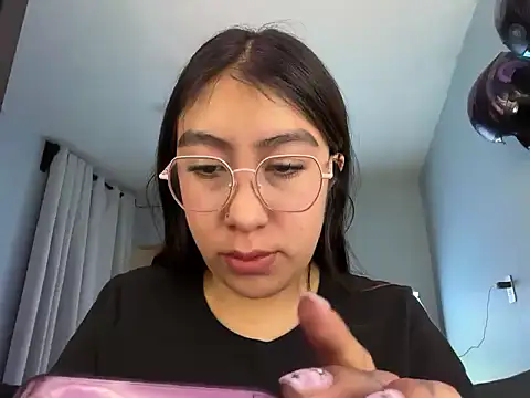 Snapshot of BabiSander11 chatting on November 25, 2025, 8:31 pm BabiSander11 online show from November 25, 2025, 8:31 pm