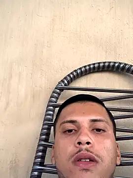 Snapshot of Ryanzl017 chatting on January 6, 2026, 9:46 am Ryanzl017 online show from January 6, 2026, 9:46 am