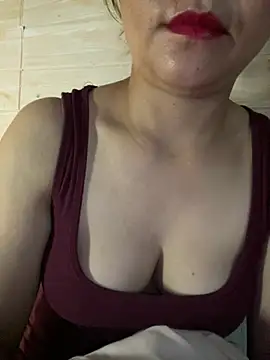 Snapshot of Diana-sexyy chatting on July 13, 2026, 7:18 am Diana-sexyy online show from July 13, 2026, 7:18 am