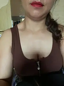 Diana-sexyy online show from April 28, 2026, 3:55 am