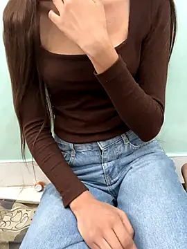 Sanaya 00 online show from November 13, 2025, 9:13 am