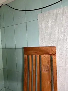 dusi-cute online show from November 18, 2025, 5:16 pm