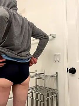 pussyboy4use online show from November 13, 2025, 10:30 am