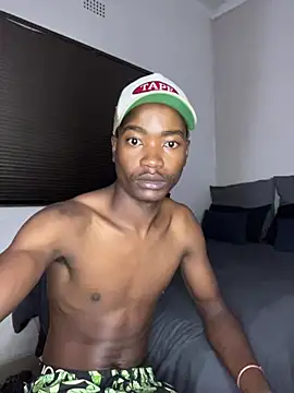 Snapshot of Boytoy_BigD chatting on February 13, 2026, 9:59 pm Boytoy BigD online show from February 13, 2026, 9:59 pm