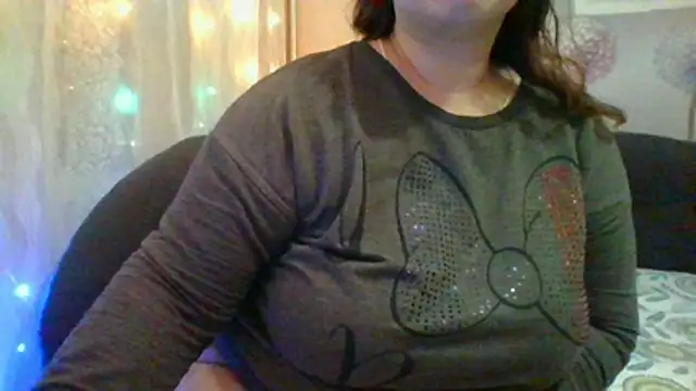 honey sweet couple online show from December 21, 2025, 7:37 pm