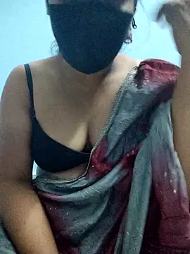 mahalaxmi teluguammai online show from December 3, 2025, 10:25 am