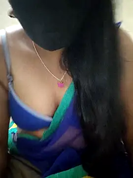 mahalaxmi teluguammai online show from November 20, 2025, 5:35 pm