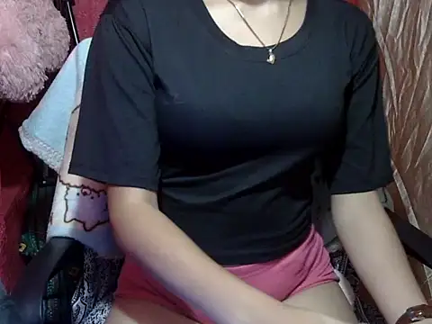 Snapshot of Exotic_Pinay18 chatting on June 29, 2026, 8:32 am Exotic Pinay18 online show from June 29, 2026, 8:32 am