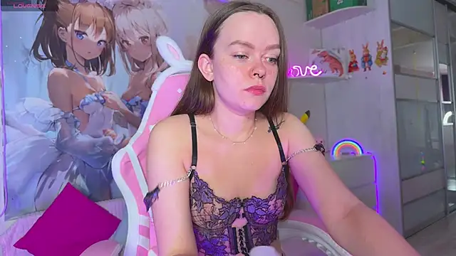 CheekySashaCharm online show from May 2, 2026, 6:51 am