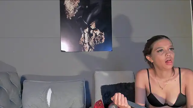nicolvibes 212 online show from July 3, 2026, 8:59 pm