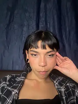 Snapshot of Lily_Sex chatting on December 2, 2025, 2:01 am Lily Sex online show from December 2, 2025, 2:01 am