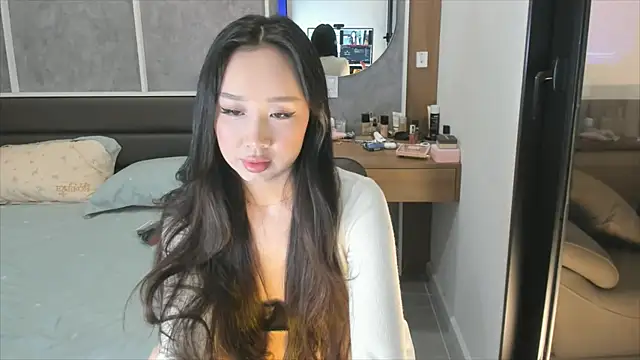 notyoursammy online show from December 17, 2025, 4:28 am