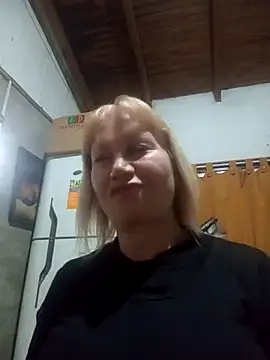 SexyMilf1211 online show from May 5, 2026, 12:24 am