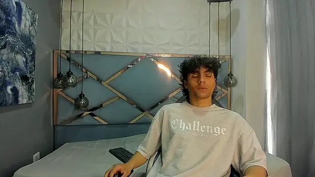 MattFiore online show from February 3, 2026, 6:35 pm