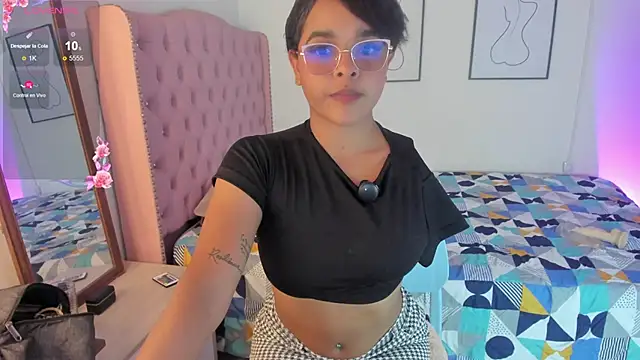 Tatiana-Jaaramillo online show from April 23, 2026, 8:21 pm