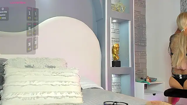 Valentino moretti online show from February 3, 2026, 12:10 pm