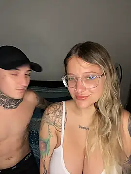 Kyuubii online show from November 16, 2025, 10:46 pm