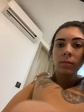 Snapshot of fer-nanda chatting on February 22, 2026, 6:31 pm fer-nanda online show from February 22, 2026, 6:31 pm