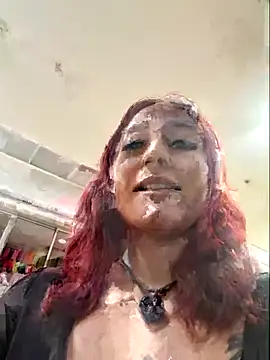 Snapshot of Eveelyn_25 chatting on November 14, 2025, 1:42 am Eveelyn 25 online show from November 14, 2025, 1:42 am