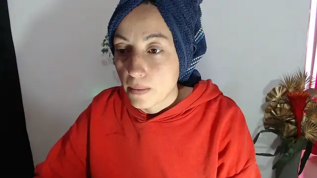 Megan-love2 online show from November 15, 2025, 8:57 pm