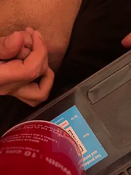 Snapshot of Your_imran chatting on March 15, 2026, 5:36 am Your imran online show from March 15, 2026, 5:36 am