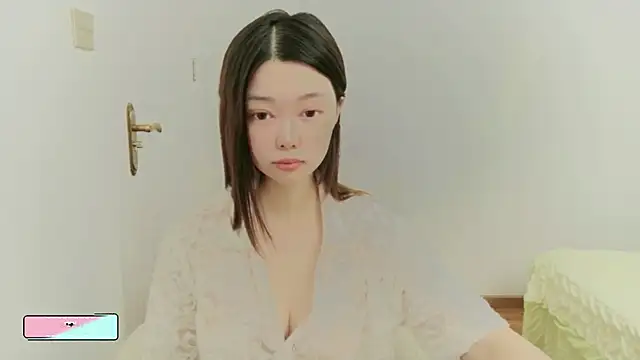 Snapshot of shawty233111 chatting on November 15, 2025, 6:50 am shawty233111 online show from November 15, 2025, 6:50 am