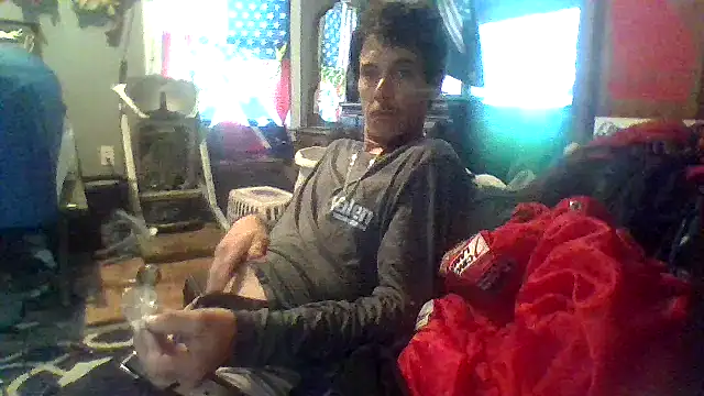 Snapshot of dickencidr chatting on June 17, 2026, 5:34 pm dickencidr online show from June 17, 2026, 5:34 pm