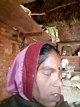 Snapshot of Savina_baby chatting on December 16, 2025, 2:38 am Savina baby online show from December 16, 2025, 2:38 am