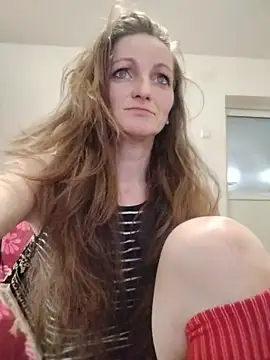 CrazyMaya39 online show from February 3, 2026, 7:13 am