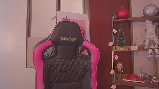 Enola Holmes  online show from December 14, 2025, 12:33 pm