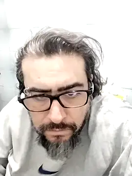 AurelioLpe17168 online show from February 4, 2026, 4:40 am